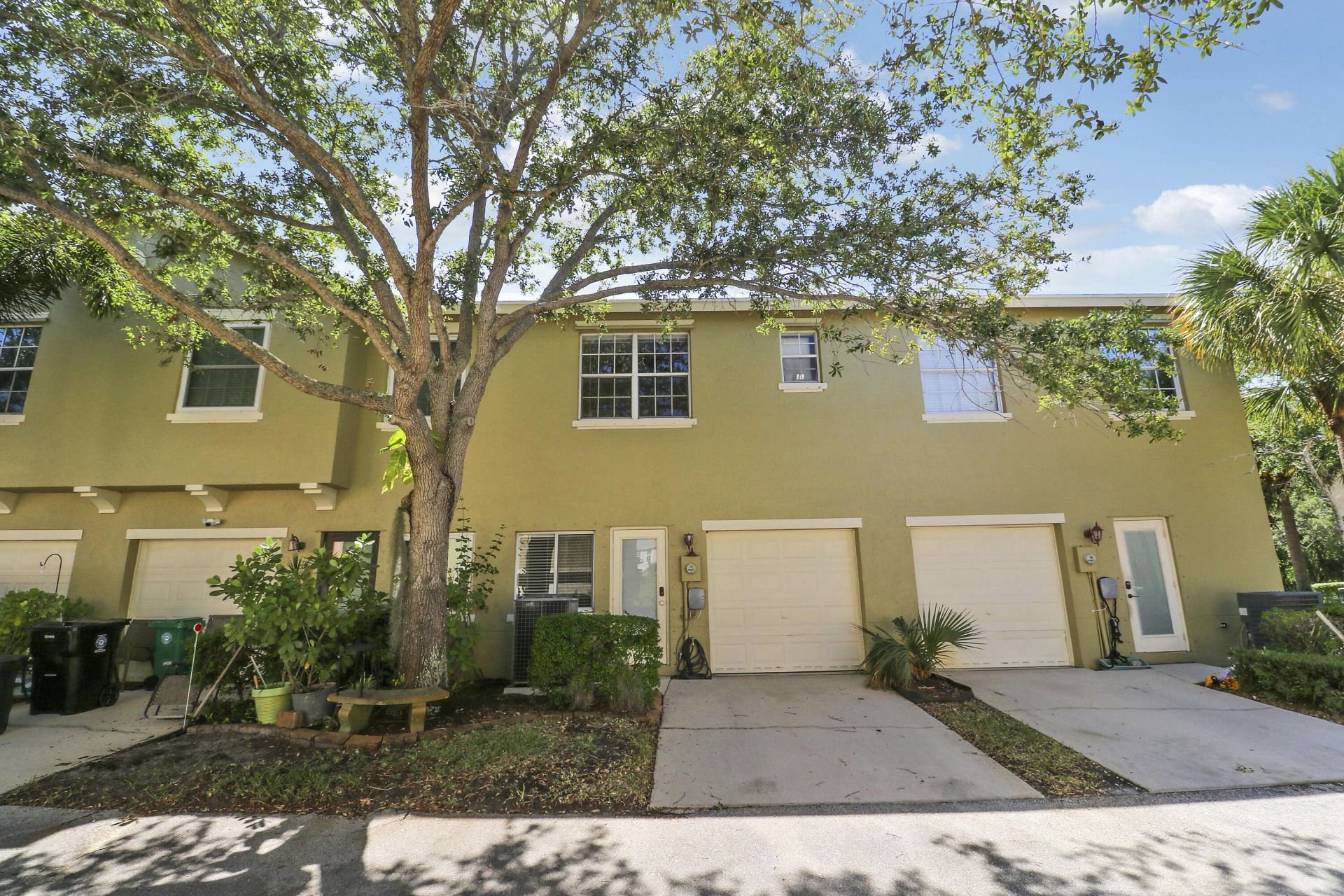 2122 SE Grand Drive, Port Saint Lucie, FL 34952 Photo