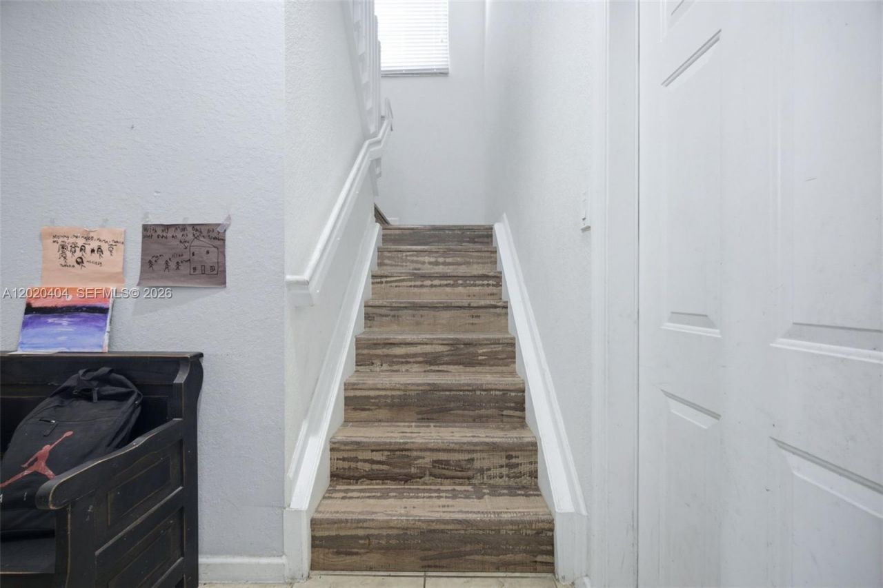 977 NE 37th Pl, Homestead, FL 33033 Photo