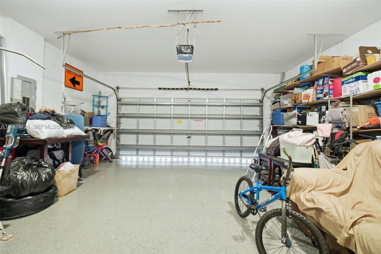 977 NE 37th Pl, Homestead, FL 33033 Photo