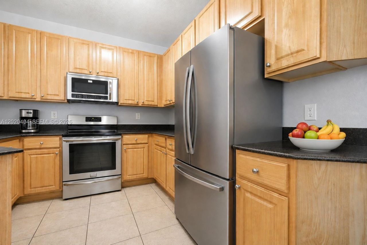 977 NE 37th Pl, Homestead, FL 33033 Photo