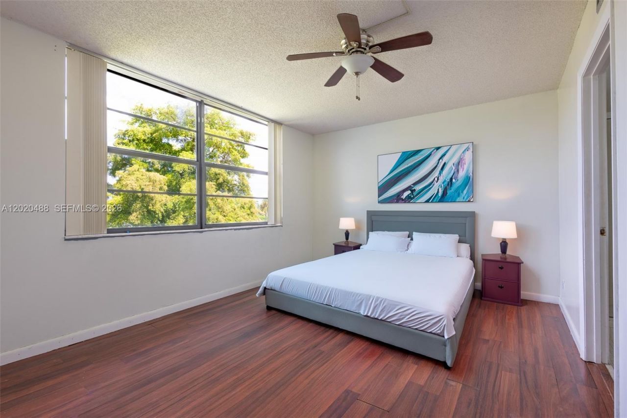 7350 NW 18th St, Unit 206, Margate, FL 33063 Photo