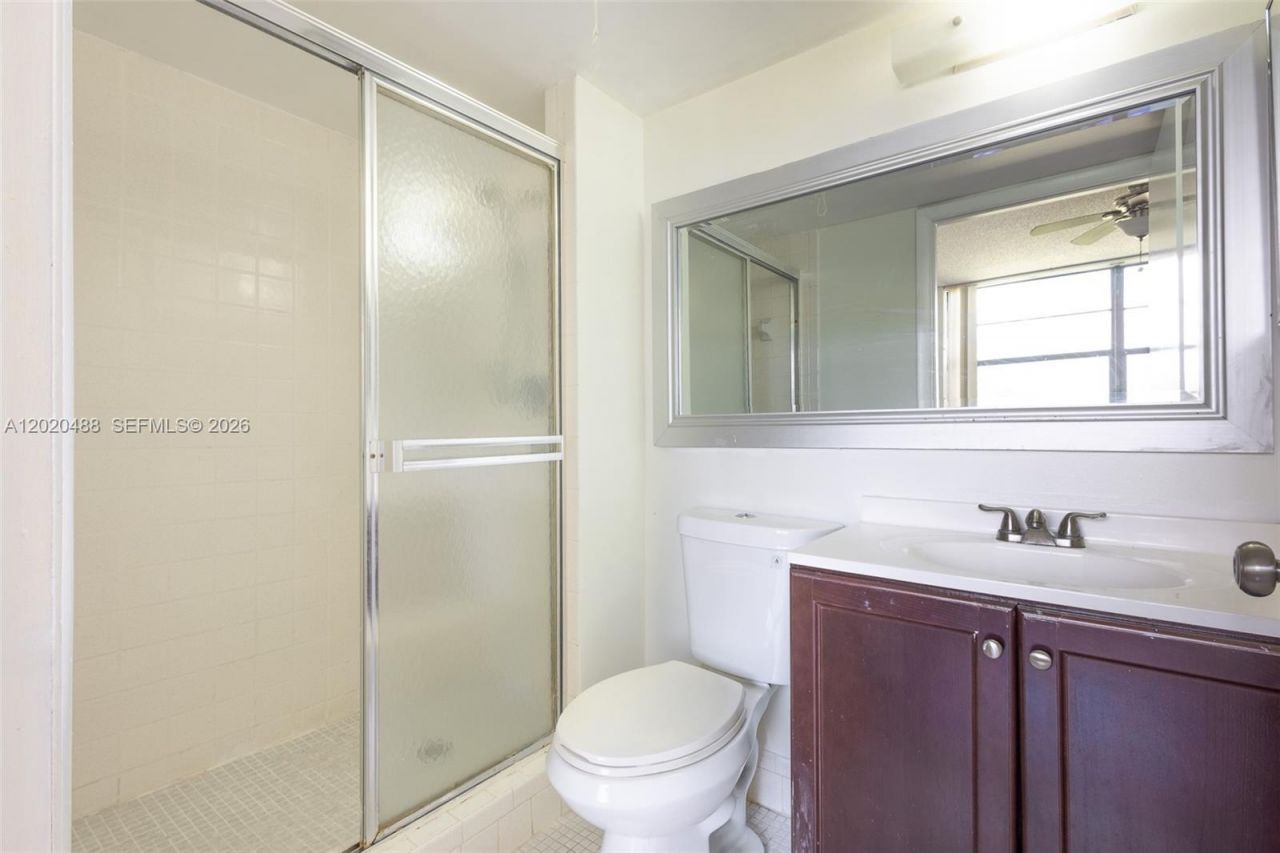 7350 NW 18th St, Unit 206, Margate, FL 33063 Photo