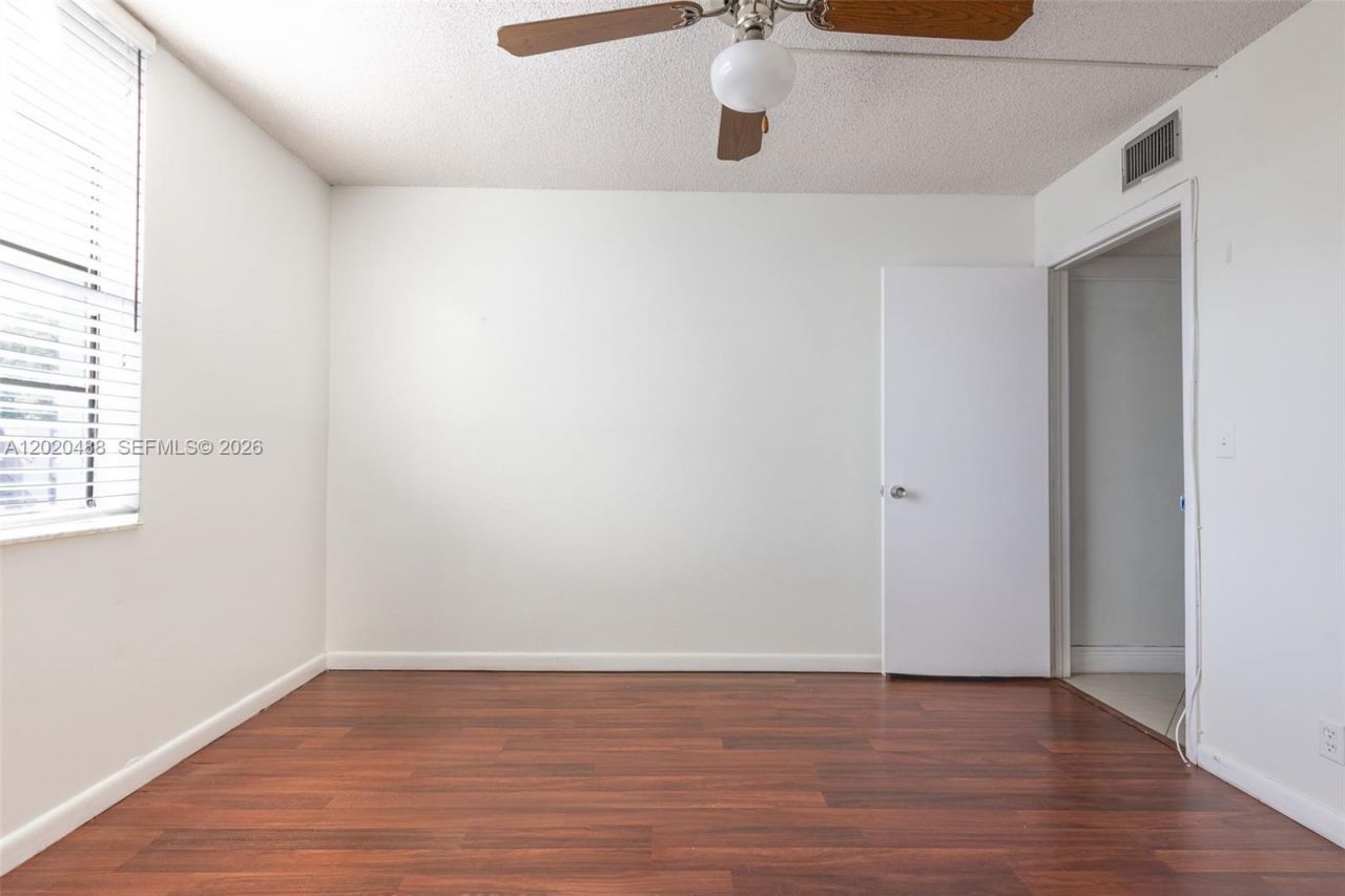 7350 NW 18th St, Unit 206, Margate, FL 33063 Photo
