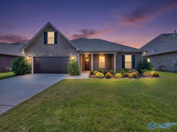 129 Amanda Deann Drive, New Market, AL 35761