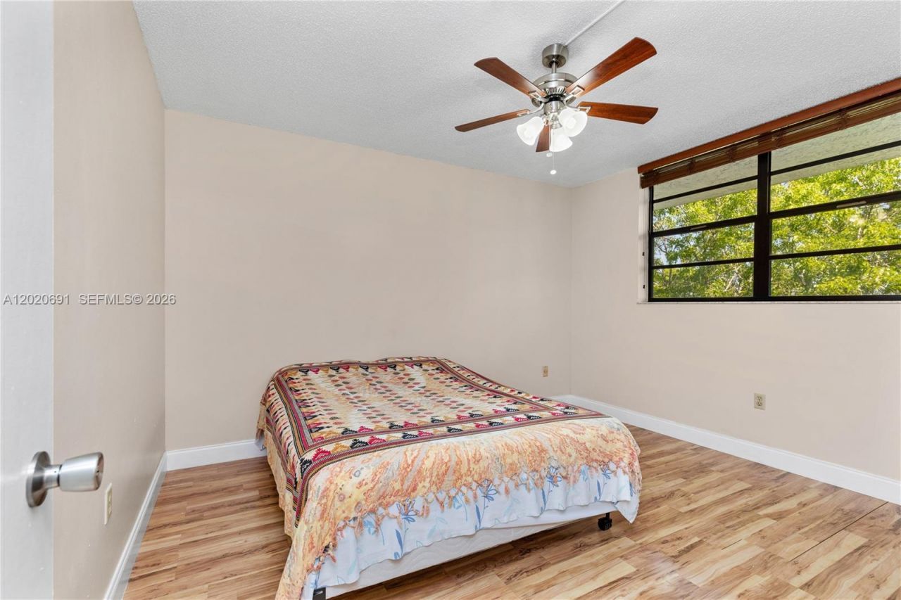 901 Colony Point Cir , Unit 521, Pembroke Pines, FL 33026 Photo