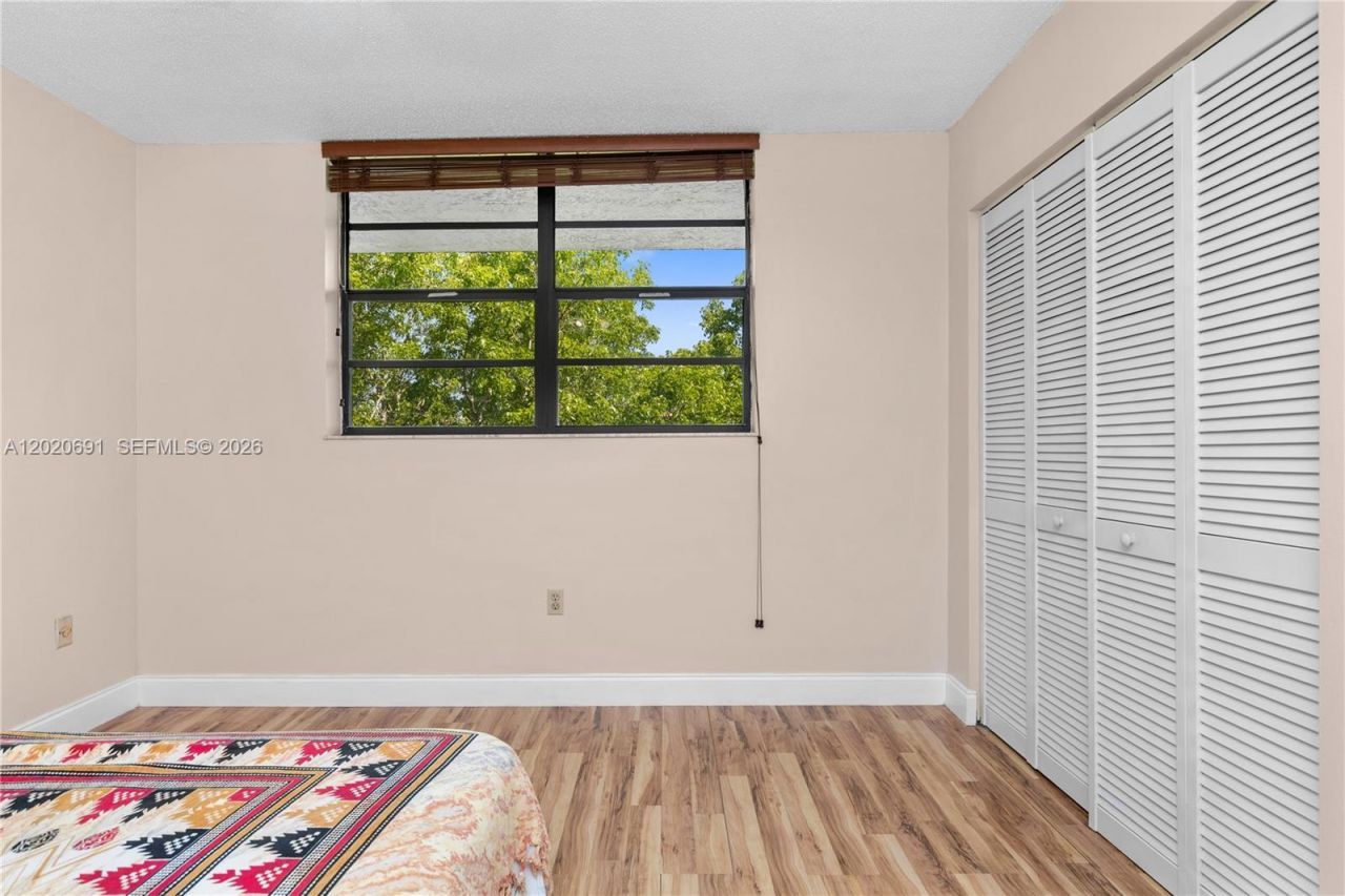 901 Colony Point Cir , Unit 521, Pembroke Pines, FL 33026 Photo