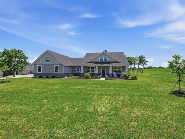 662 Preakness Place Road, Van Alstyne, TX 75495