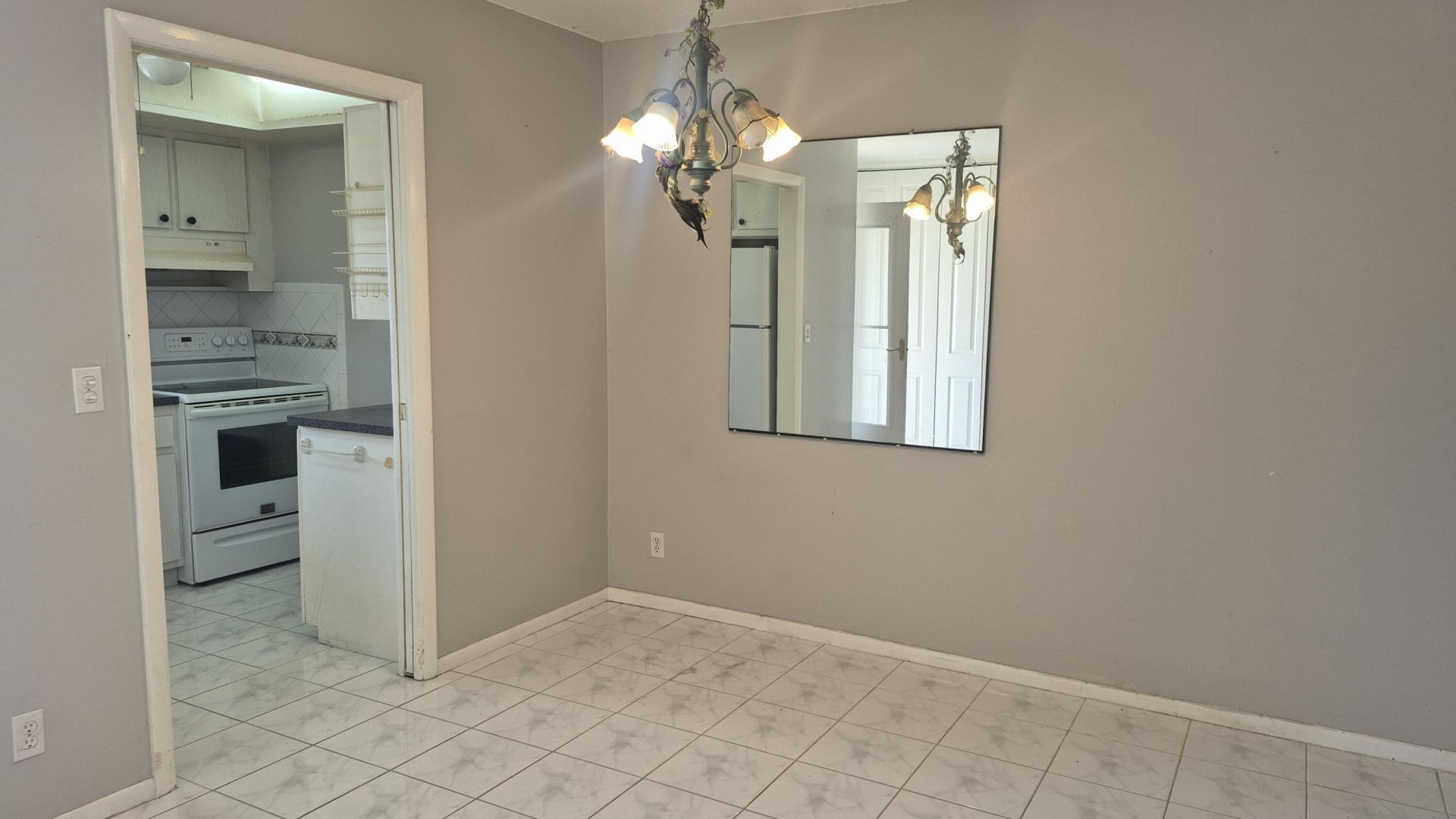 2805 Crosley Drive E, Unit Apt E, West Palm Beach, FL 33415 Photo