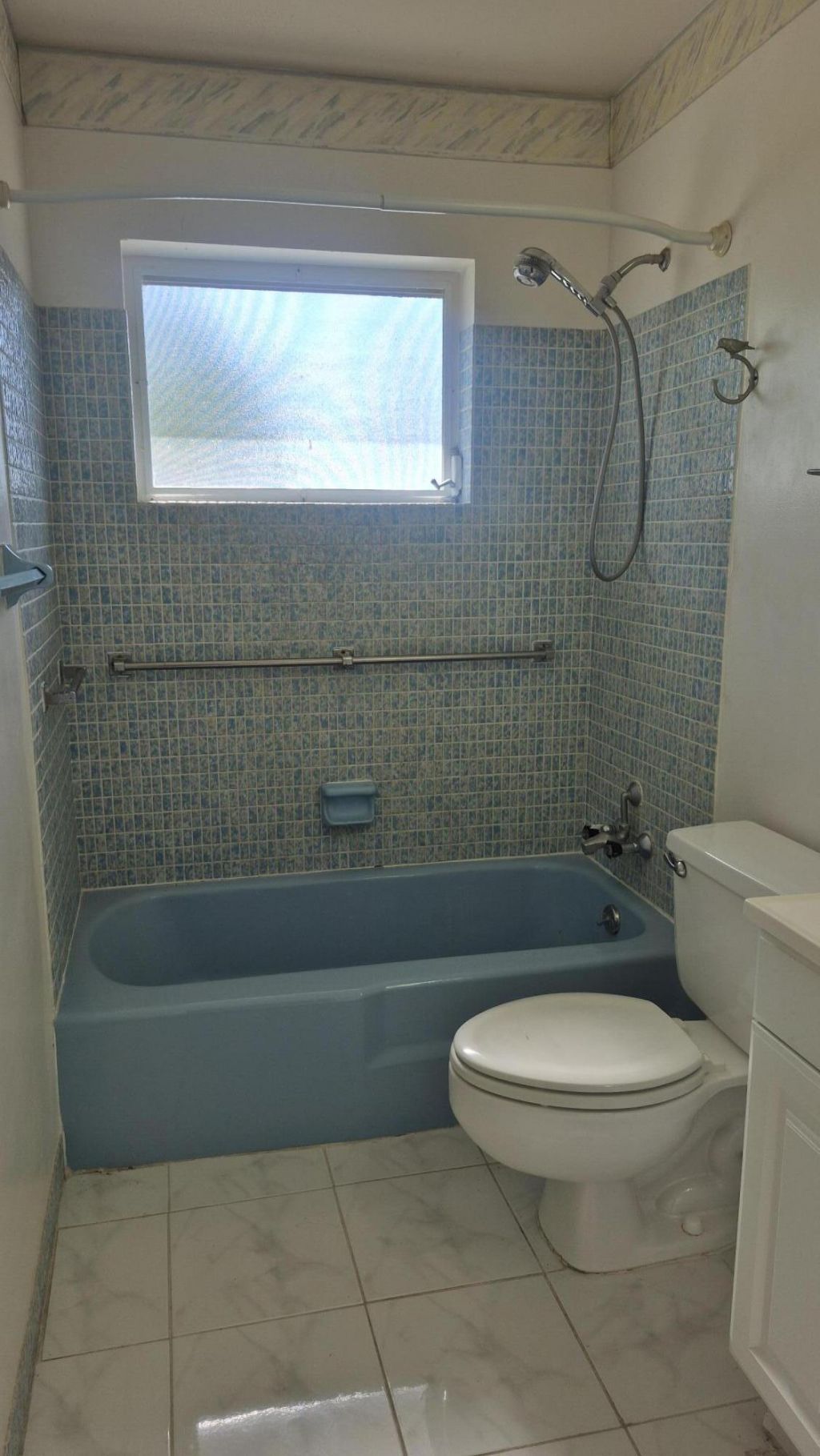 2805 Crosley Drive E, Unit Apt E, West Palm Beach, FL 33415 Photo