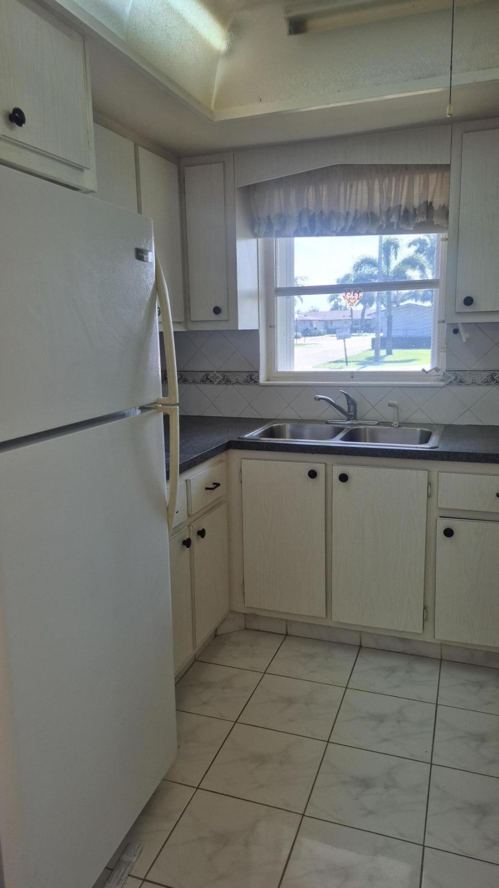 2805 Crosley Drive E, Unit Apt E, West Palm Beach, FL 33415 Photo