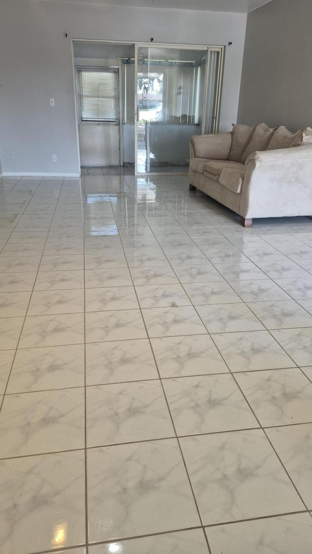 2805 Crosley Drive E, Unit Apt E, West Palm Beach, FL 33415 Photo