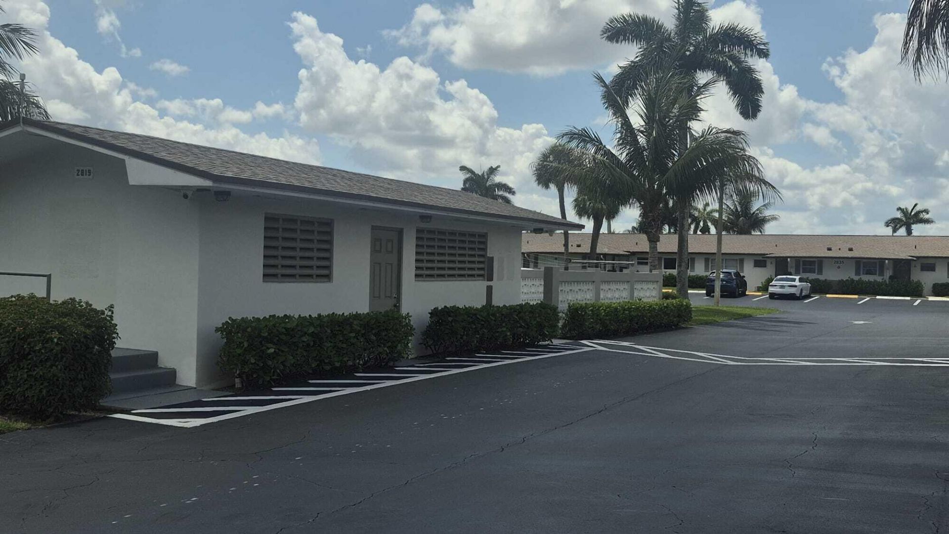 2805 Crosley Drive E, Unit Apt E, West Palm Beach, FL 33415 Photo