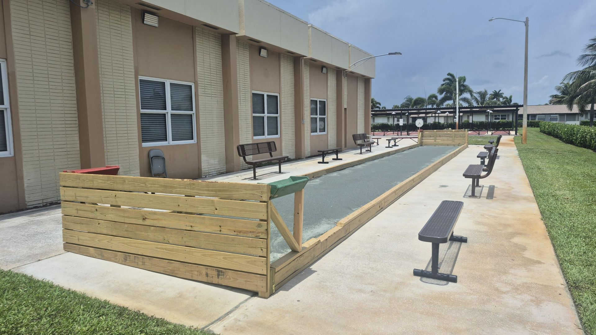 2805 Crosley Drive E, Unit Apt E, West Palm Beach, FL 33415 Photo