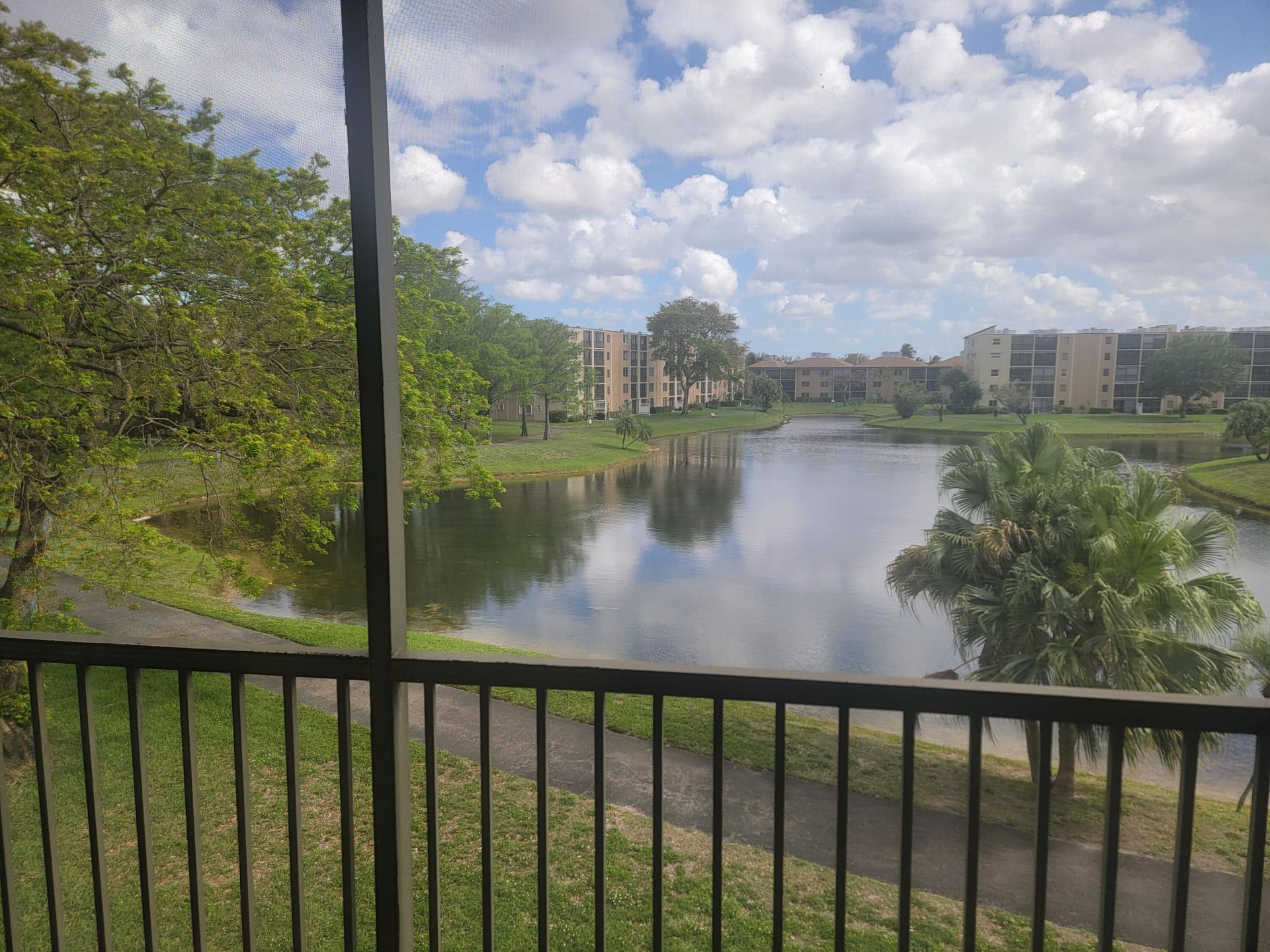7900 NW 50th Street, Unit 304, Lauderhill, FL 33351 Photo