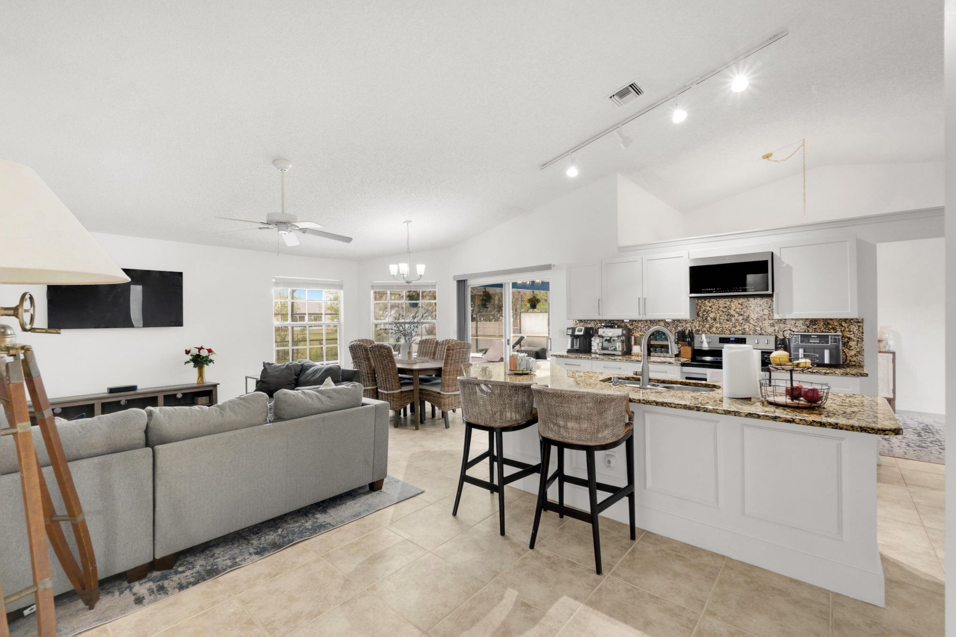 1142 SW Dalton Avenue, Port Saint Lucie, FL 34953 Photo
