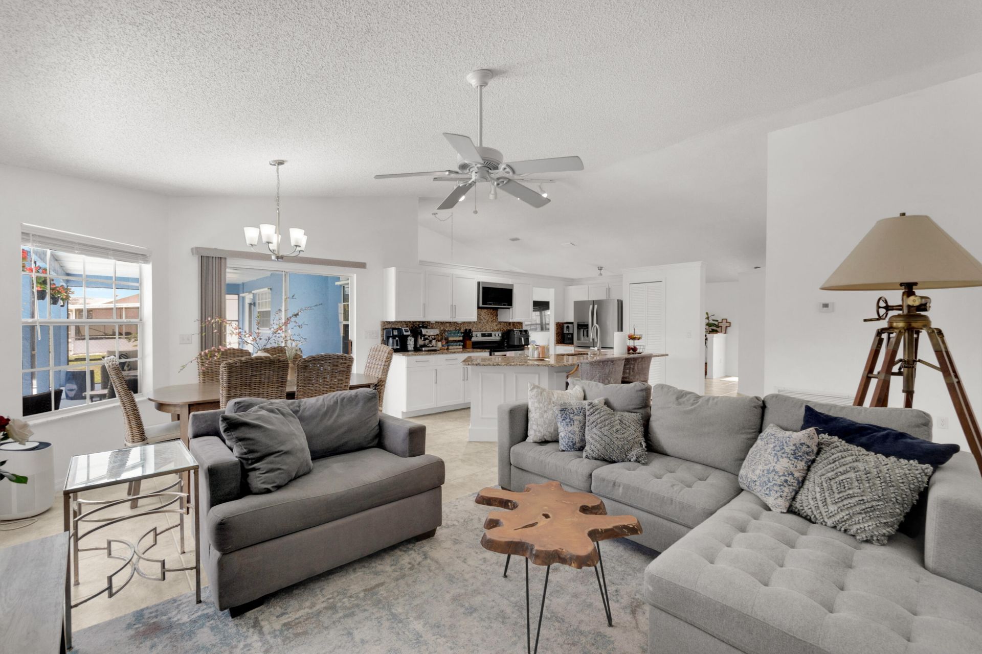 1142 SW Dalton Avenue, Port Saint Lucie, FL 34953 Photo