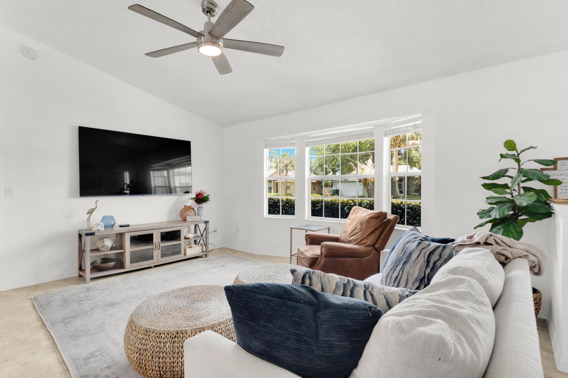 1142 SW Dalton Avenue, Port Saint Lucie, FL 34953 Photo