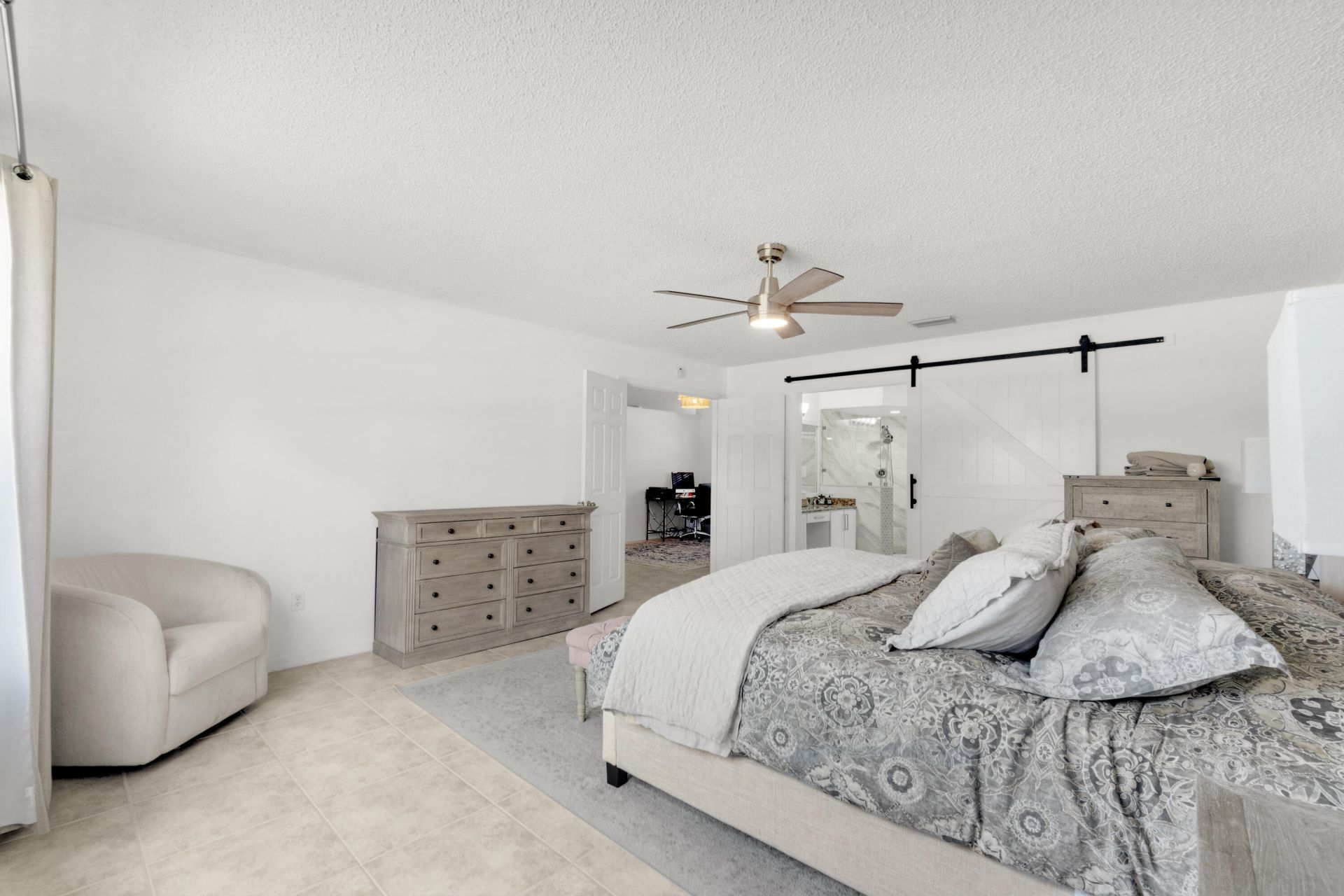 1142 SW Dalton Avenue, Port Saint Lucie, FL 34953 Photo