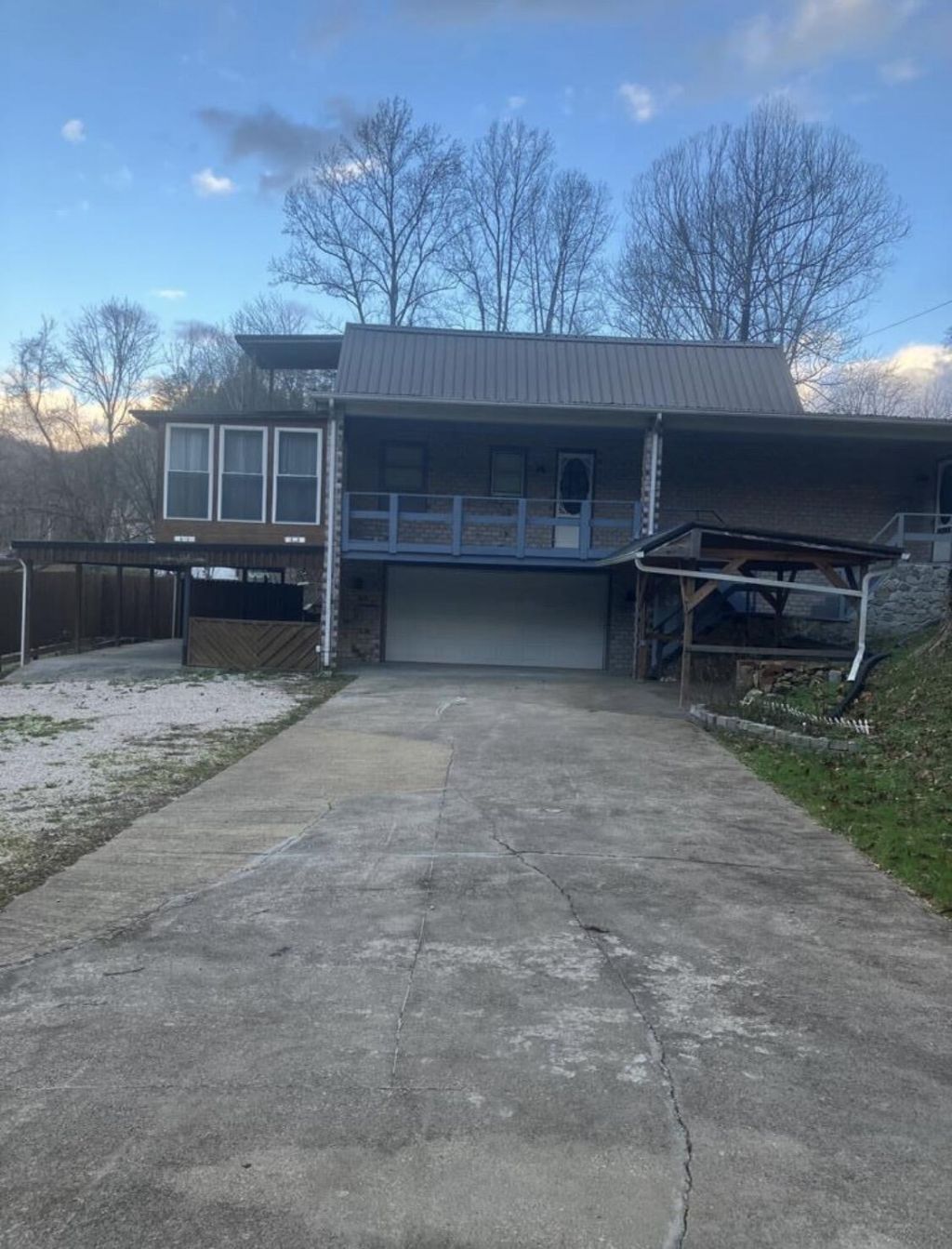 41 Woodland , Paintsville, KY 41240