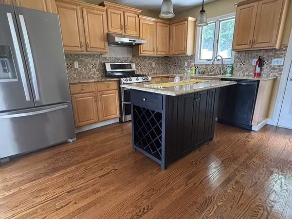 36 Nicholas, Greenwich, CT 06831