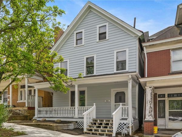 561 2nd St , Pitcairn, PA 15140