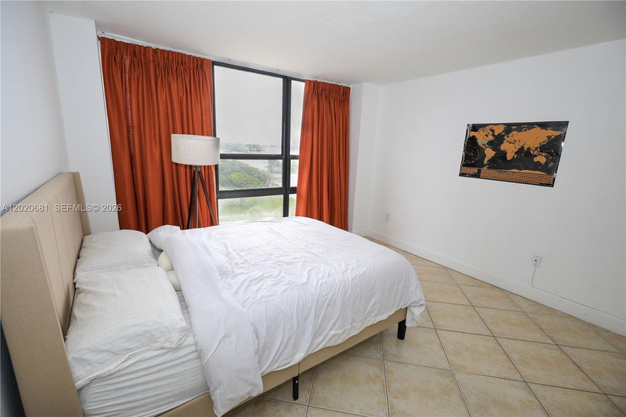 600 NE 36th St, Unit 710, Miami, FL 33137 Photo