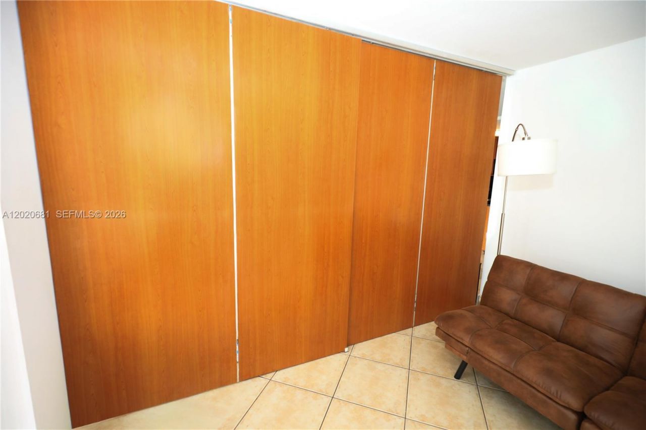 600 NE 36th St, Unit 710, Miami, FL 33137 Photo