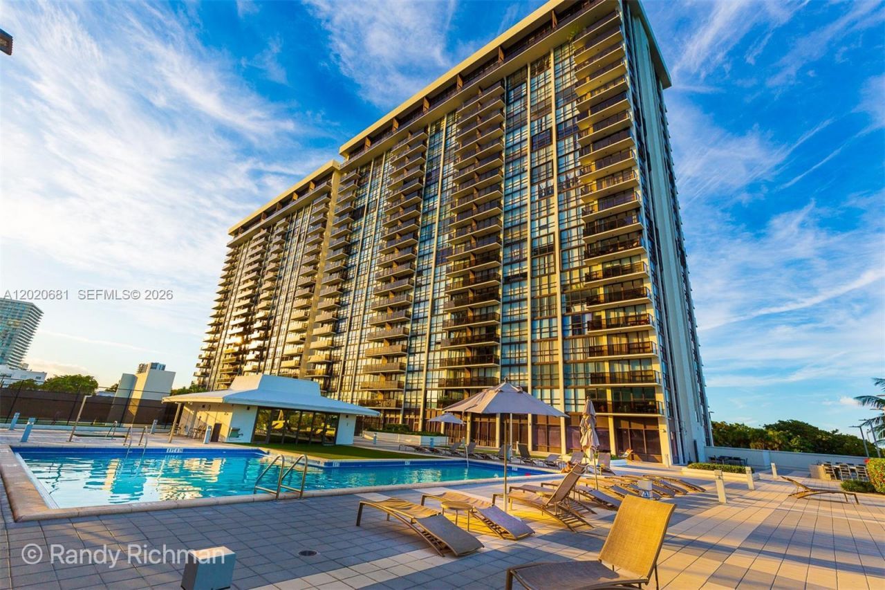 600 NE 36th St, Unit 710, Miami, FL 33137 Photo