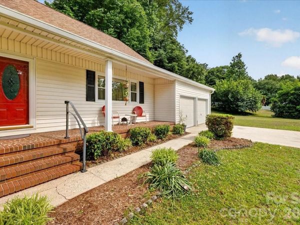 1303 Wildwood Drive , Kannapolis, NC 28081