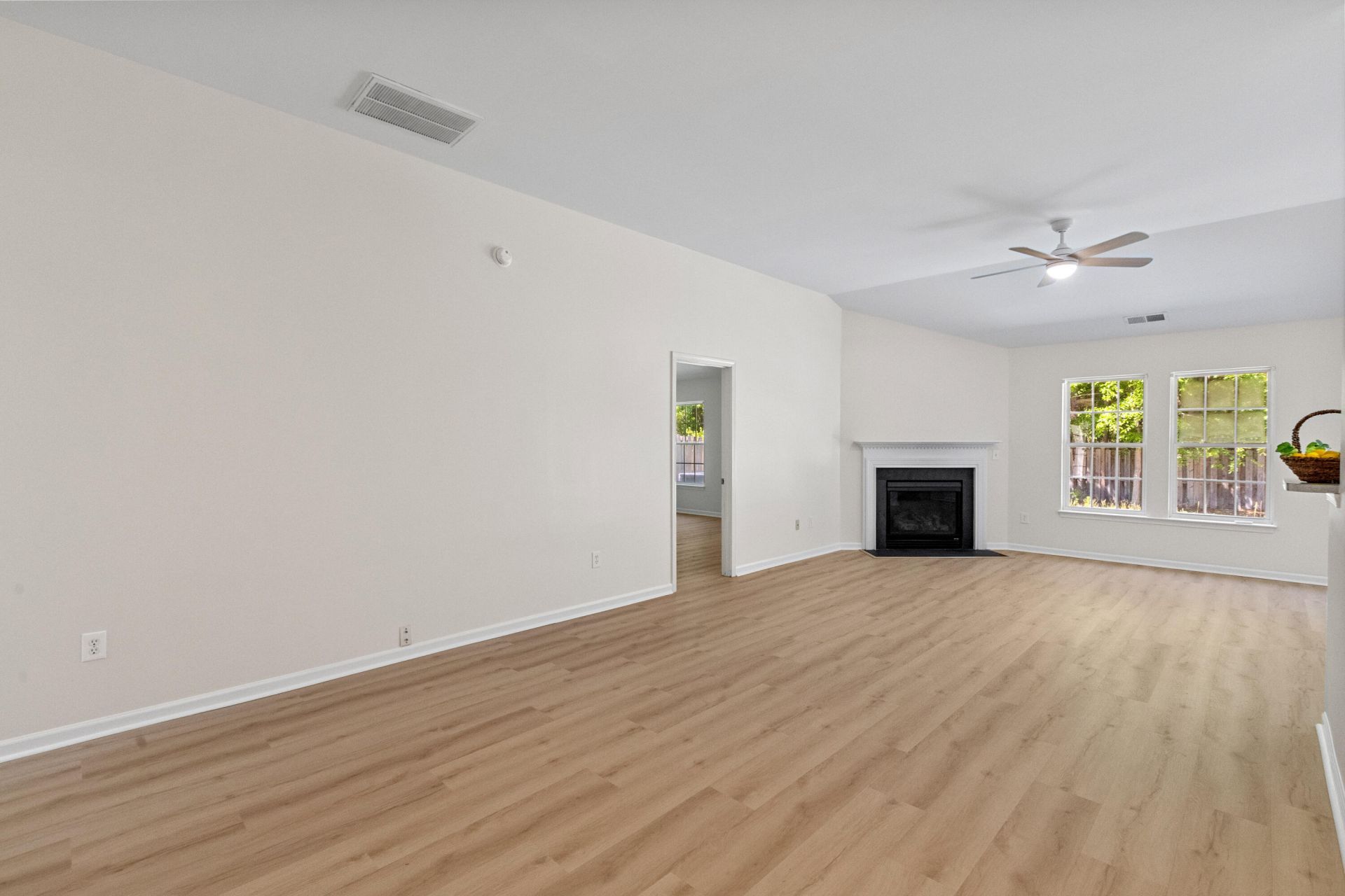 281 Sweet Alyssum Drive Photo 4