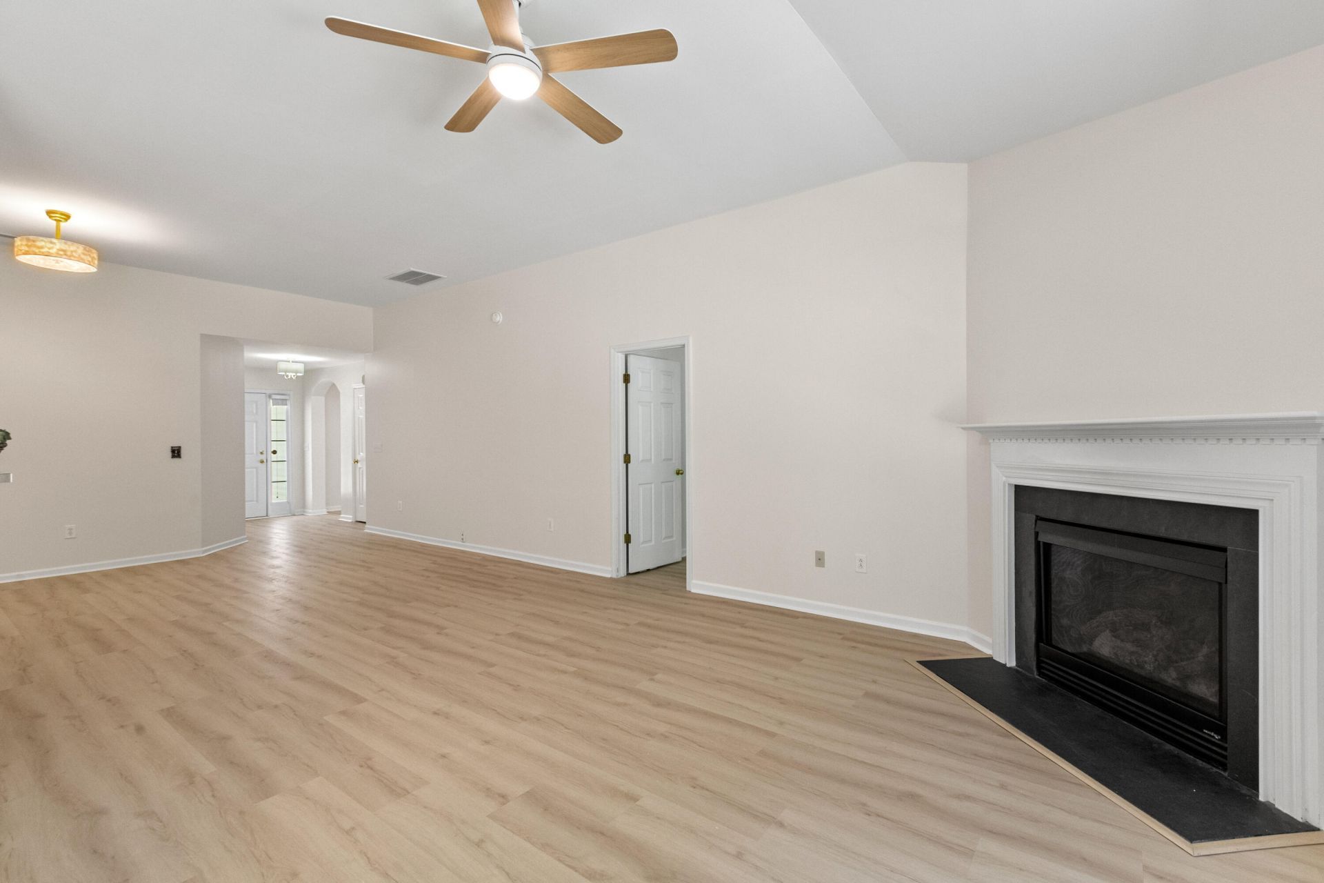 281 Sweet Alyssum Drive Photo 8