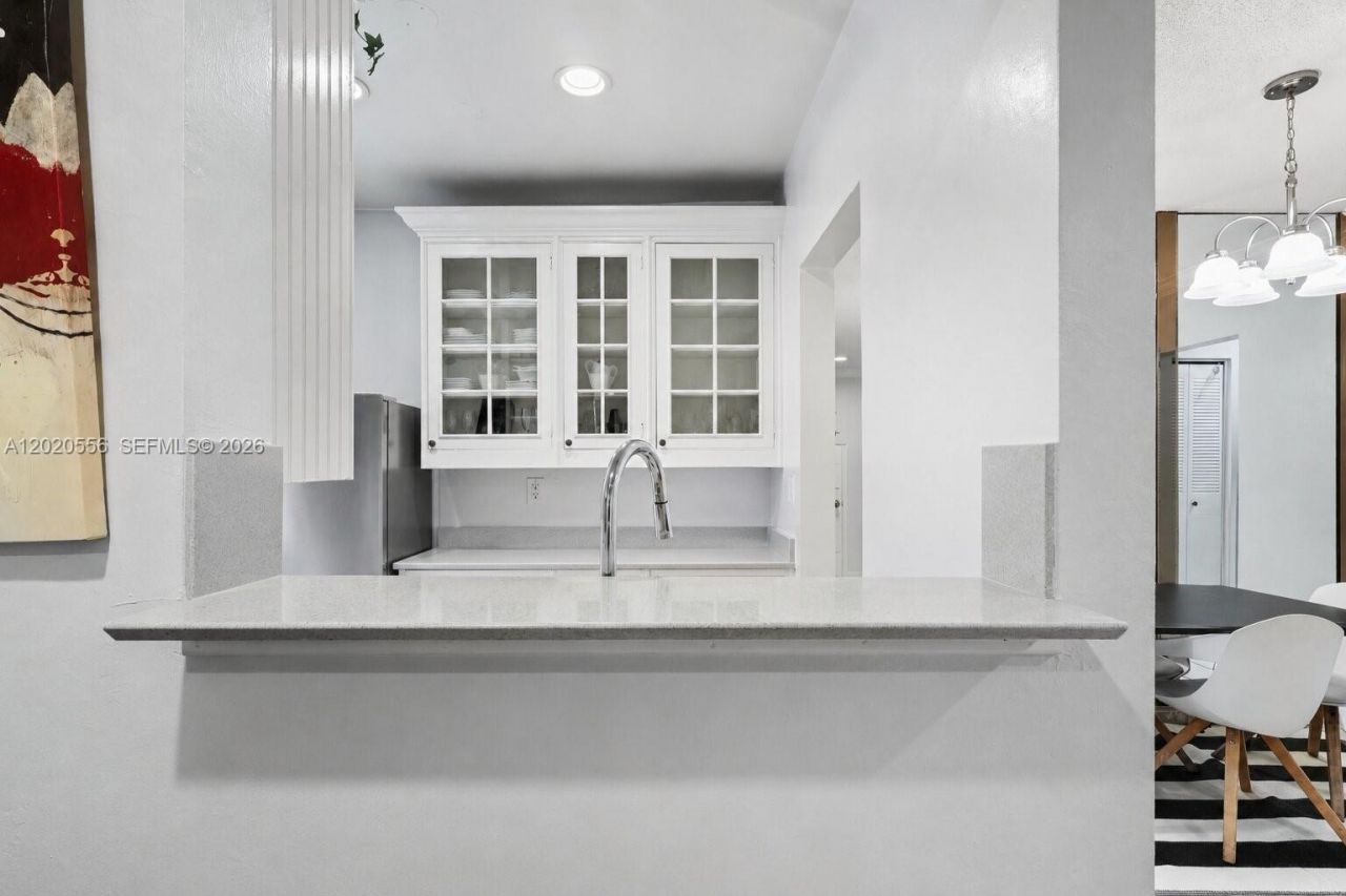 2219 Polk St , Unit 5A, Hollywood, FL 33020 Photo