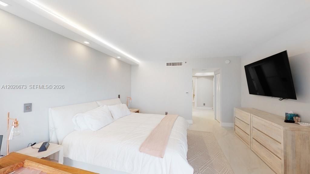 7000 Island Blvd, Unit 1808, Aventura, FL 33160 Photo