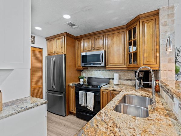 1909 NW 94th Avenue, Unit 102a, Coral Springs, FL 33071