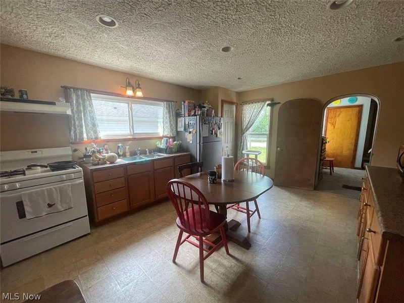 730 Otsego Avenue, Coshocton, OH 43812 Photo 7