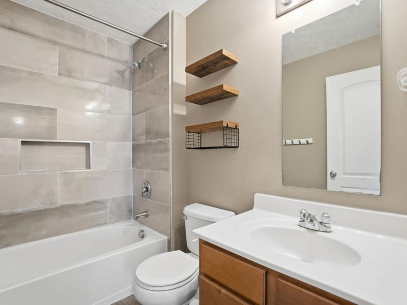 9275 Polaris Green Drive, Columbus, OH 43240 Photo 43