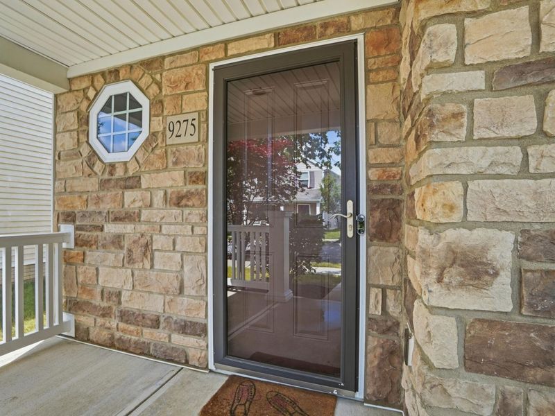 9275 Polaris Green Drive, Columbus, OH 43240 Photo 9
