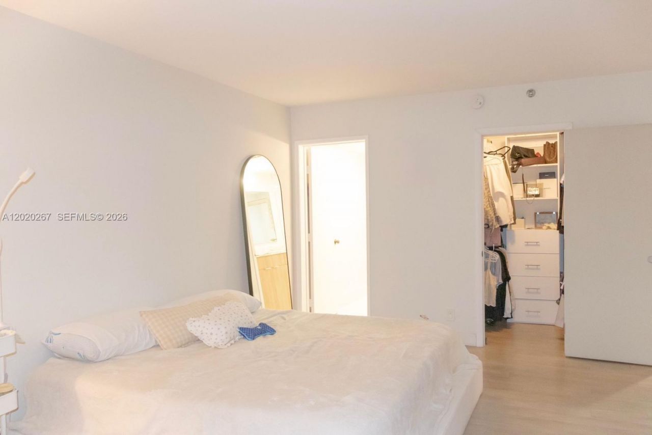 2200 S Cypress Bend Dr , Unit 204, Pompano Beach, FL 33069 Photo
