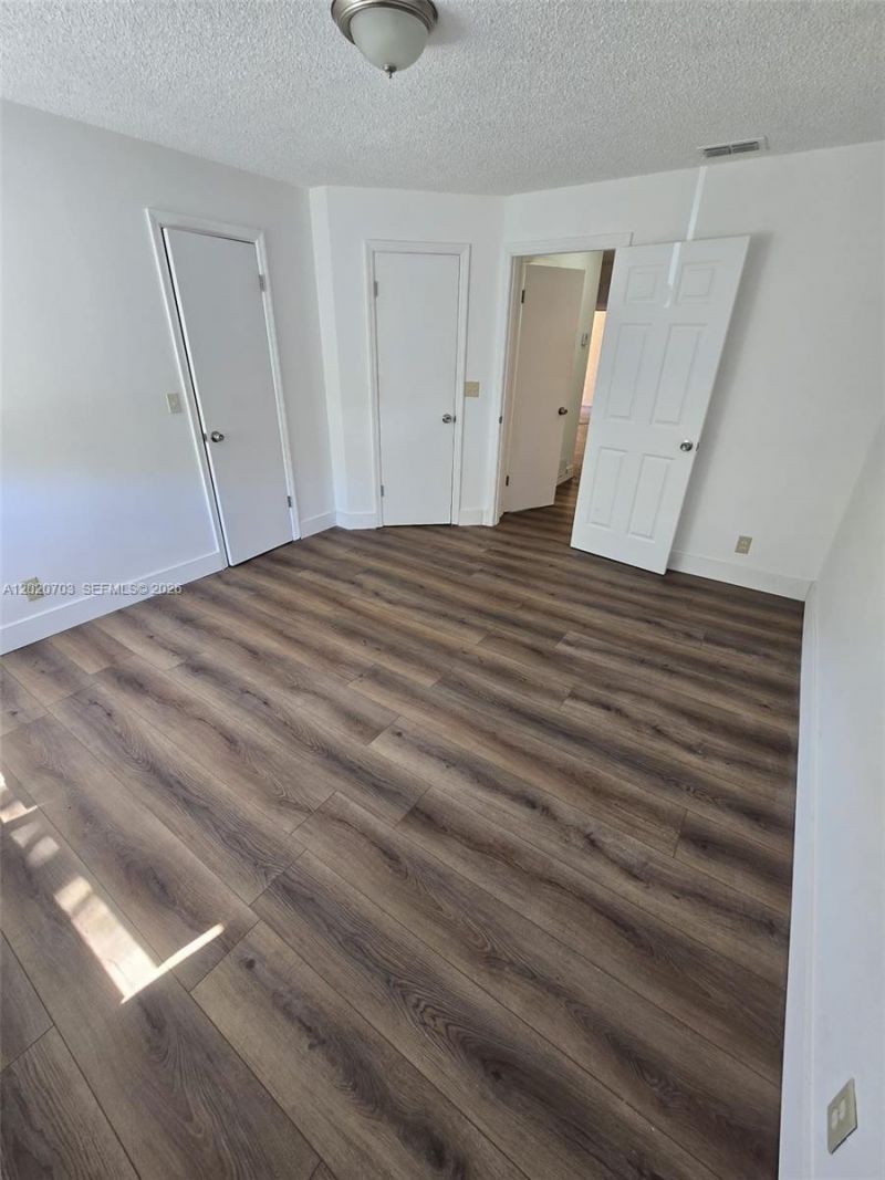 3340 N Pinewalk Dr N , Unit 1518, Margate, FL 33063 Photo