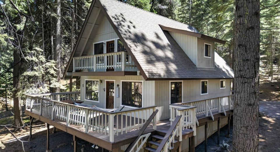 124 Marion Trail, Lake Almanor, CA 96020 Photo