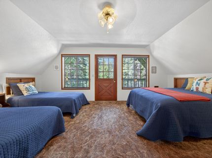 124 Marion Trail, Lake Almanor, CA 96020 Photo