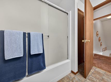 124 Marion Trail, Lake Almanor, CA 96020 Photo