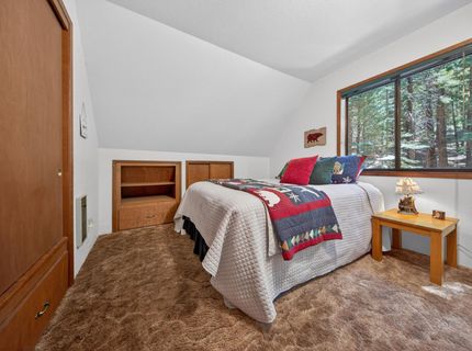 124 Marion Trail, Lake Almanor, CA 96020 Photo