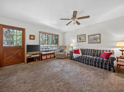 124 Marion Trail, Lake Almanor, CA 96020 Photo