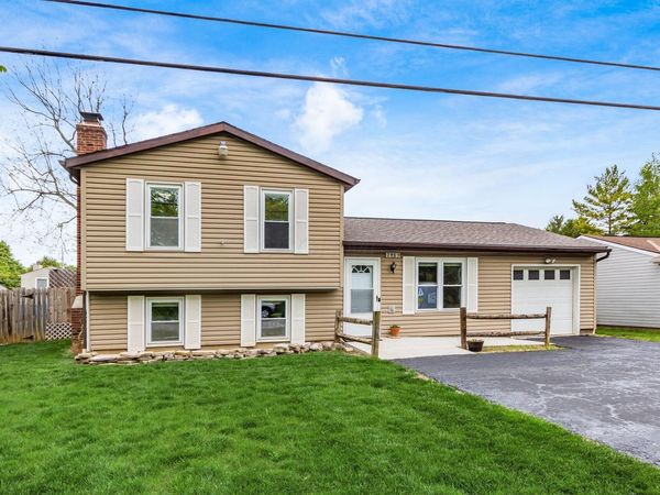 2463 Brown Road , Grove City, OH 43123