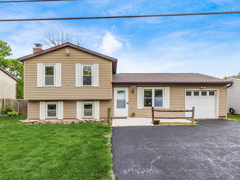 2463 Brown Road, Grove City, OH 43123 Photo 2