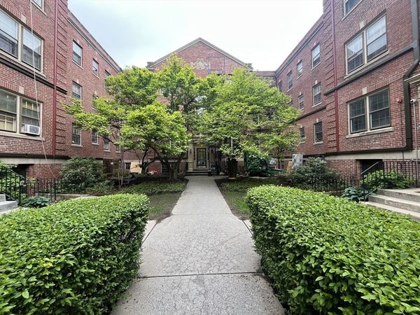 60 Elm, Unit 2A, Worcester, MA 01609