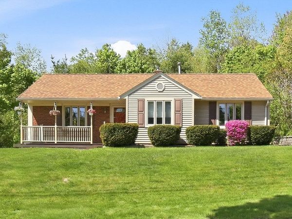11 Scenic Drive, Worcester, MA 01602