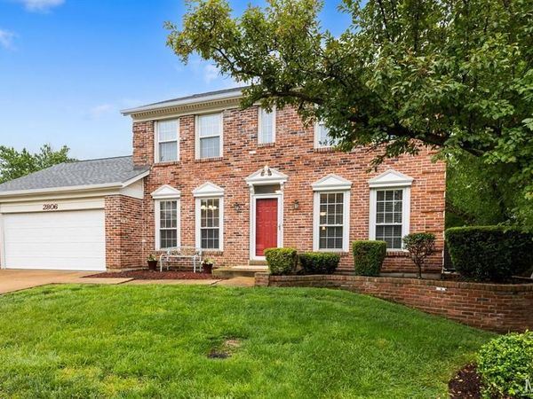 2806 Buckfield Court, Oakville, MO 63129