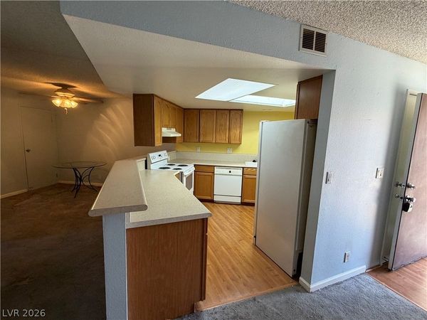 2080 Karen Avenue , Unit 23, Las Vegas, NV 89169
